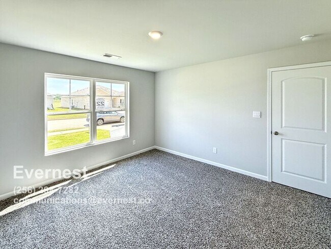 Building Photo - 18864 Wicklow Cir