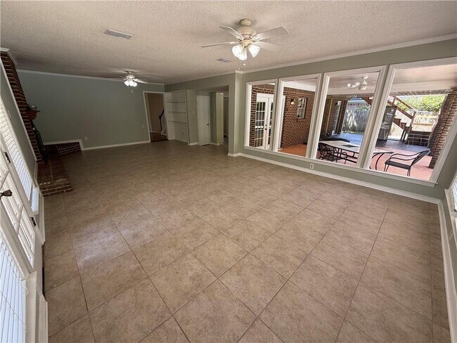 Building Photo - 3512 Shadowwood Ct