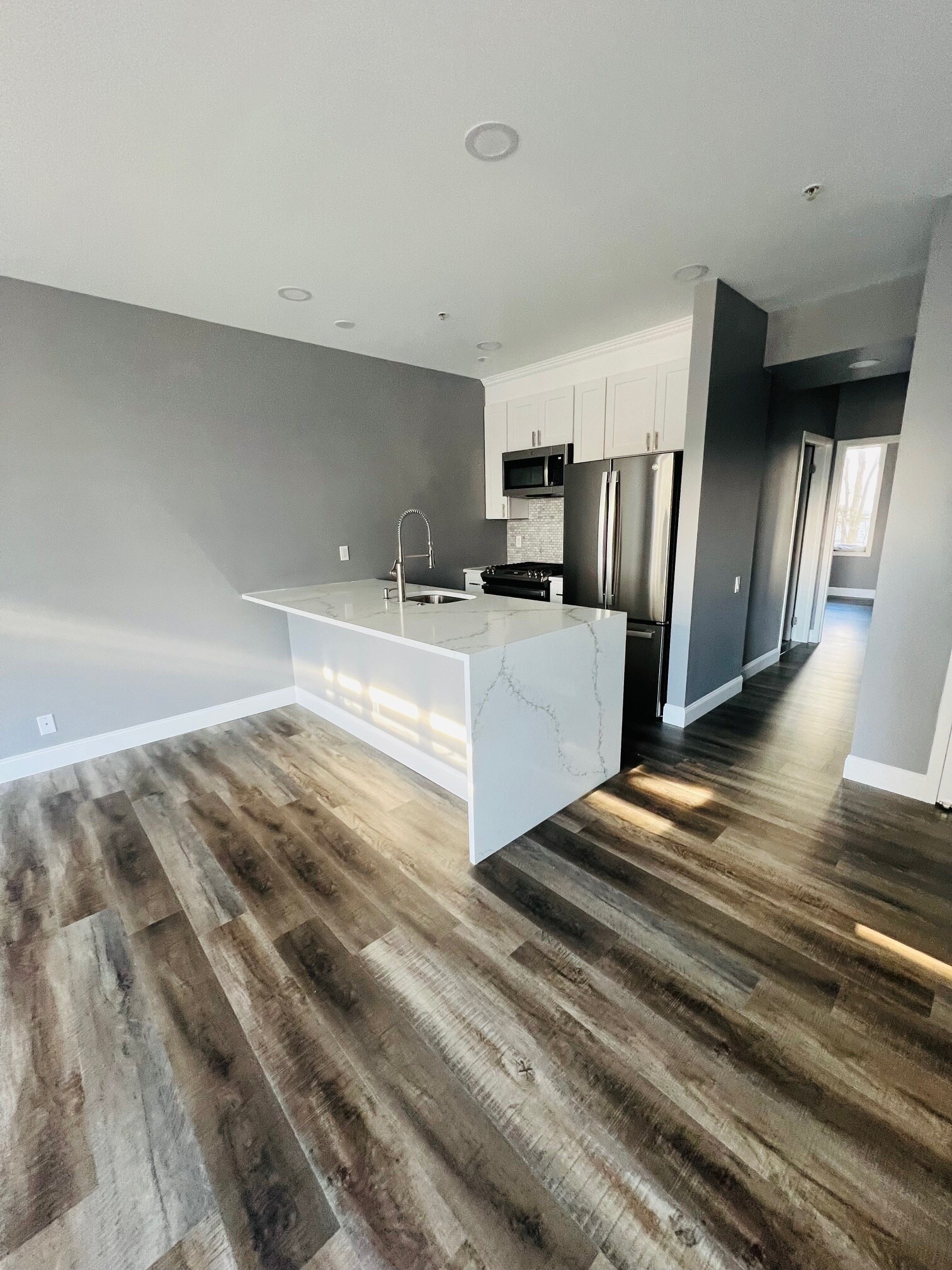 Building Photo - 182 Gay St