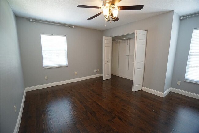 Building Photo - 3323 W Swann Ave