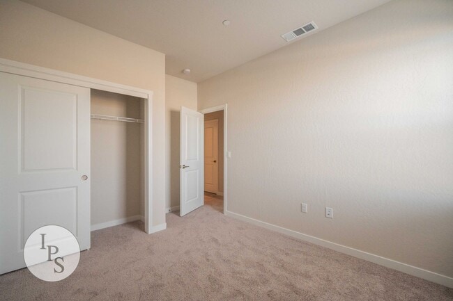 Building Photo - Riverstone Madera Home, 2BR/2BA – Numerous HOA Amenities!