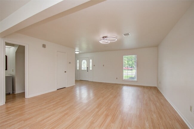 Building Photo - 3514 Quail Meadow Dr