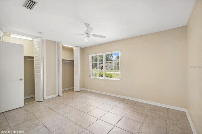 Building Photo - Well Kept Home in Madison Park - SUBLEASE