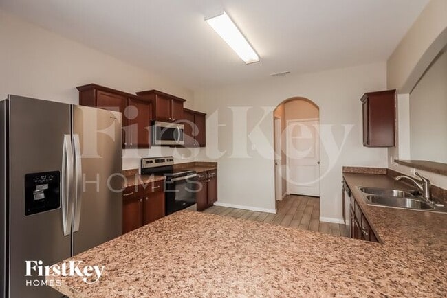 Building Photo - 5827 Treasure Cove Rd