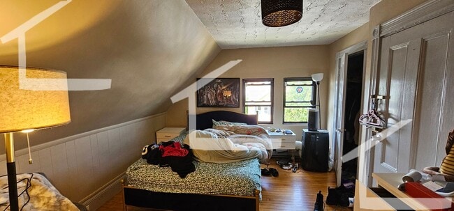 Building Photo - 2bed apartment in Allston