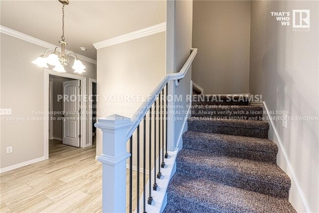 Building Photo - 505 W Laurel Ave