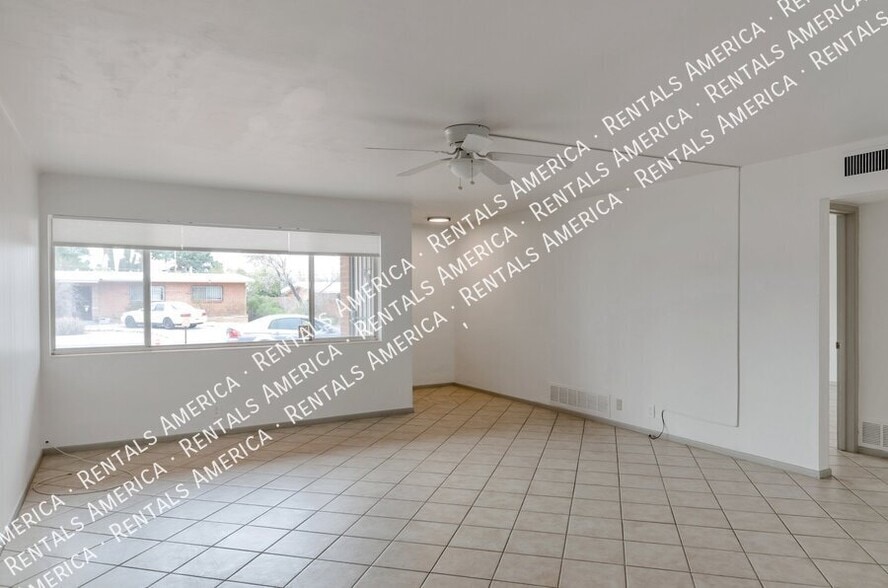 Building Photo - 5821 E North St