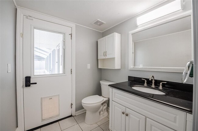 Building Photo - 4134 El Camino Real E