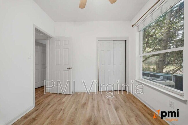 Building Photo - 3209 Jade Ct