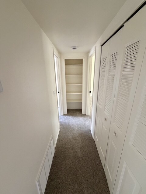 Building Photo - Riverbend Fourplex