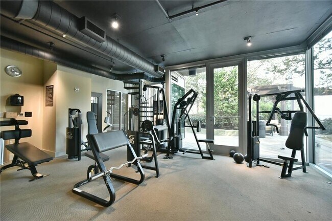 Building Photo - 3324 Peachtree Rd