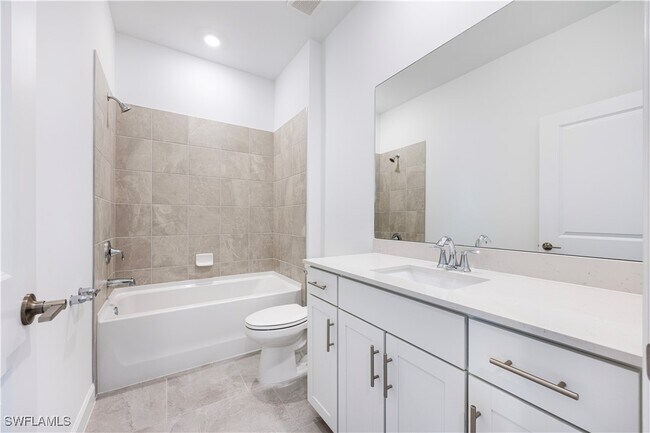 Building Photo - 19597 Hinkley Dr