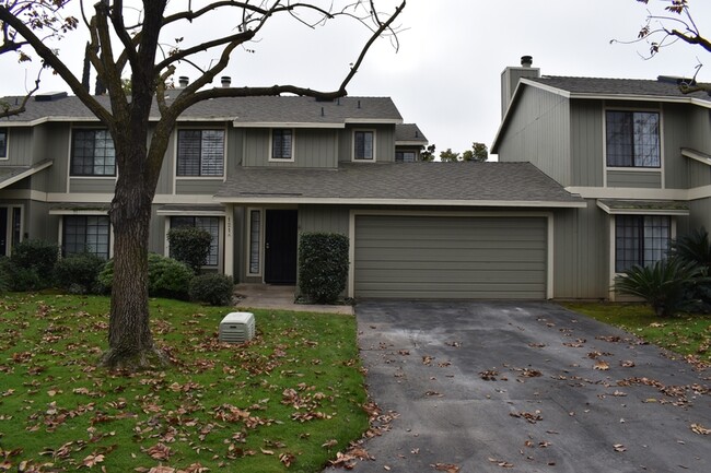 Primary Photo - 4727 E Alamos Ave