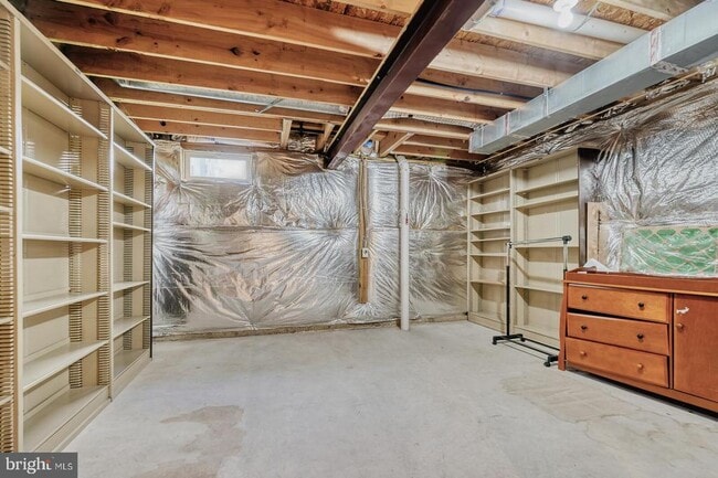 Building Photo - 42245 Sweet Ct