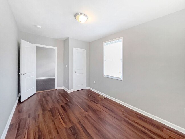 Building Photo - Recently Updated 4 Bedroom 2 Bath Ranch in the Pittsburgh area of Atlanta - Housing Vouchers Acce...