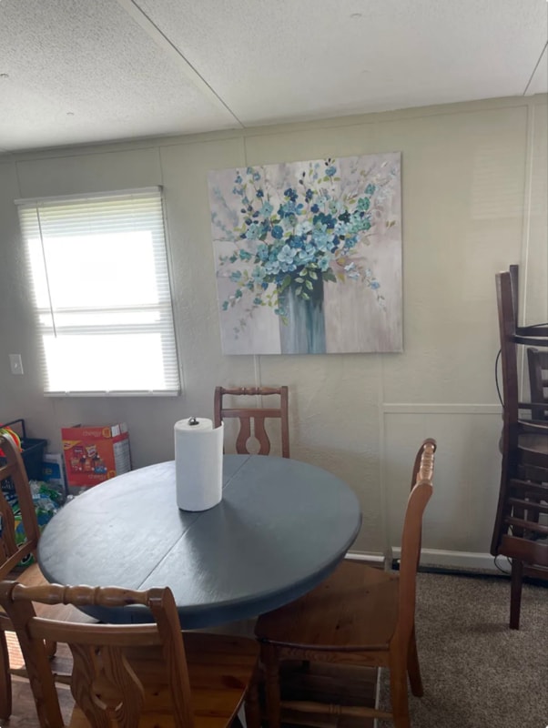 Building Photo - 307 Helen St