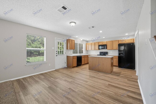 Building Photo - 3409 Star Ranch Ct