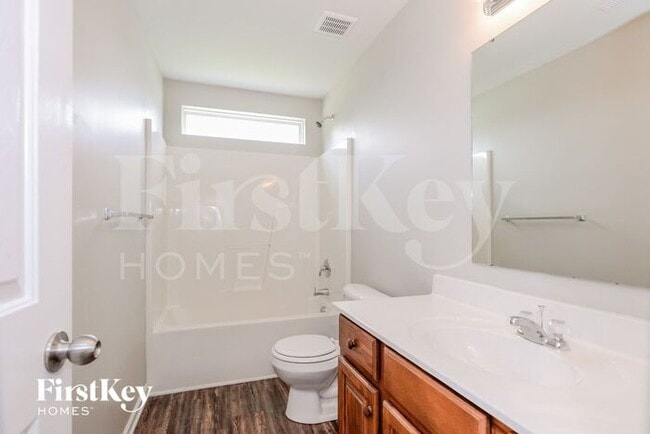 Building Photo - 13724 Fairplains Ct