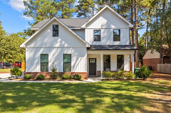 Primary Photo - 231 Hillard Rd
