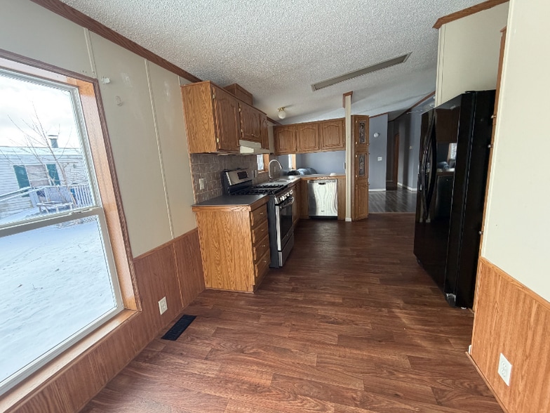 Building Photo - 161 Jacqualyn Dr