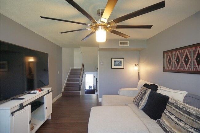 Building Photo - 4515 La Capri Ct