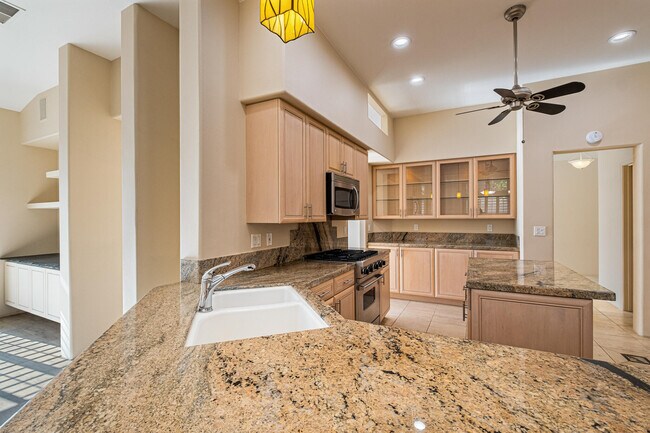 Building Photo - 44965 Malia Cir