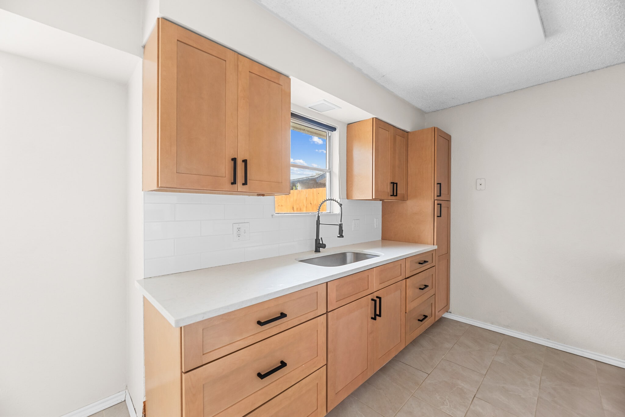 Building Photo - 4014 Richwood Cir