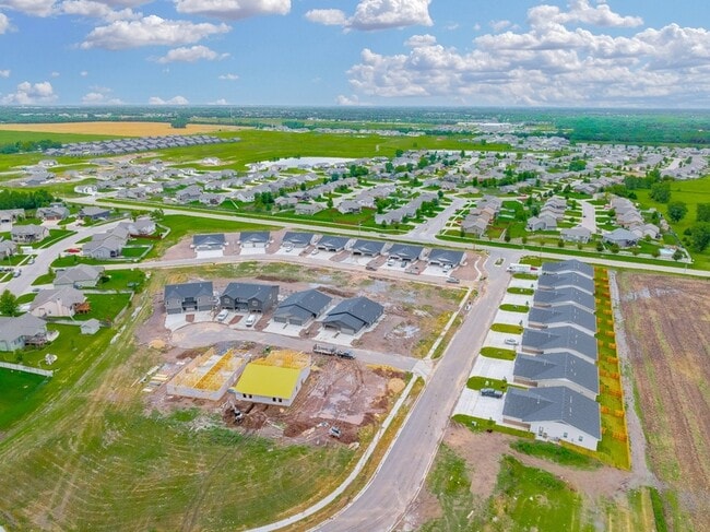 Building Photo - 2432 S Wheatland St