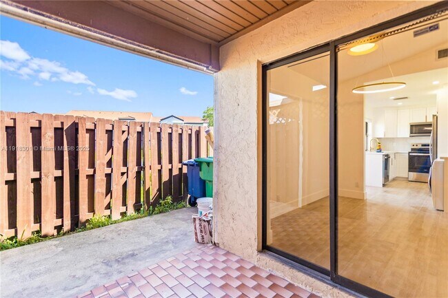 Building Photo - 6225 NW 171st St