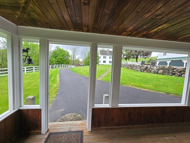 Building Photo - 25 Rockbottom Rd