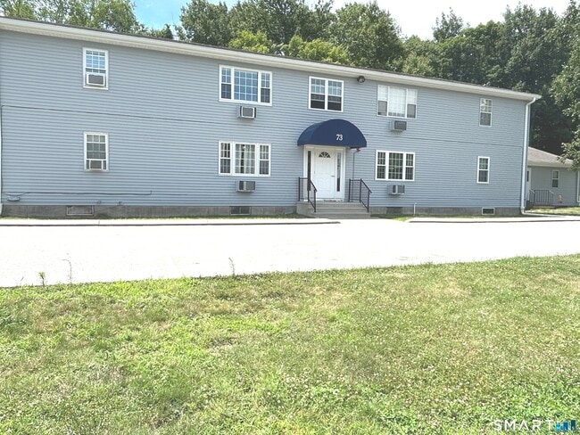 Building Photo - 73 Horse Pond Rd