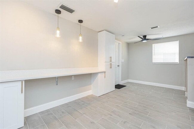 Building Photo - 11034 Tamarix Ave
