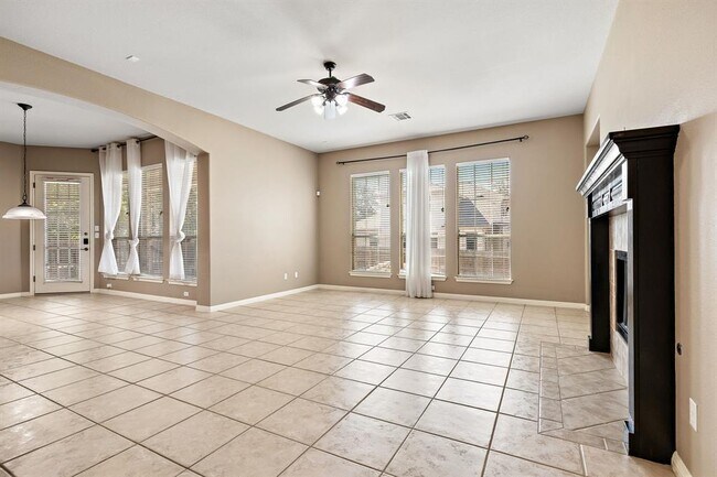 Building Photo - 2602 Mexican Hat Dr