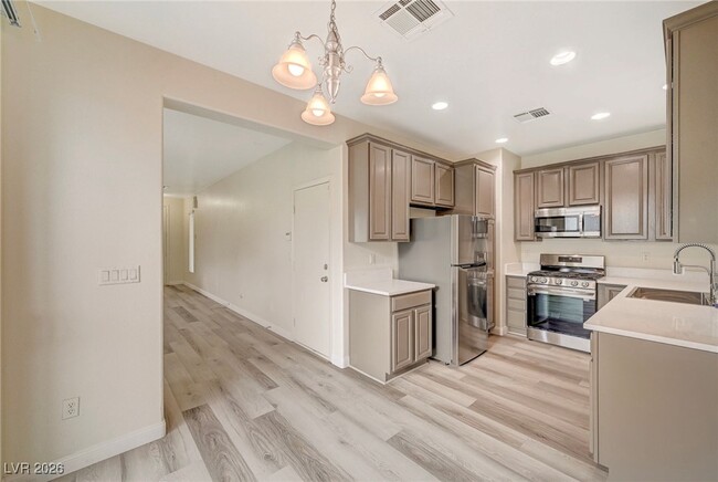 Building Photo - 10408 September Flower St