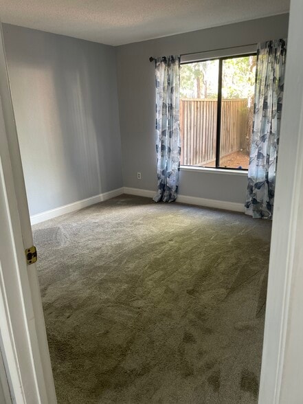 Master bedroom - 34612 Pueblo Ter