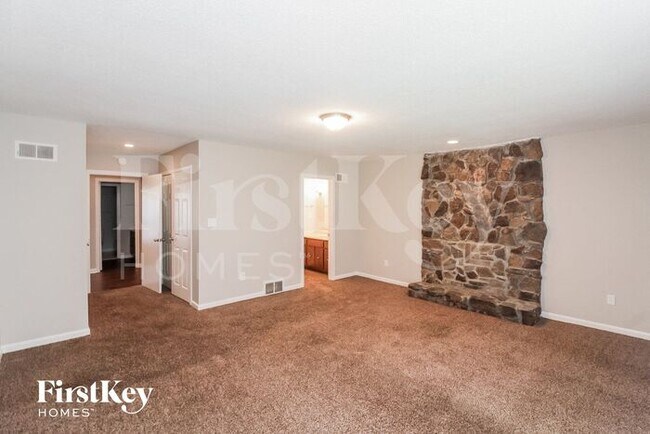 Building Photo - 2993 Ridgeway Rd