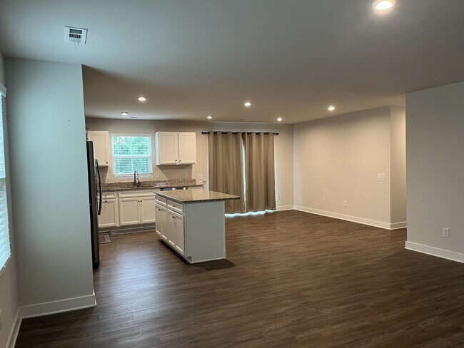 Building Photo - 2661 Thornton Grove Blvd