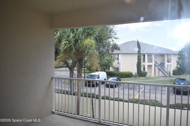 Building Photo - 1040 Venetian Dr