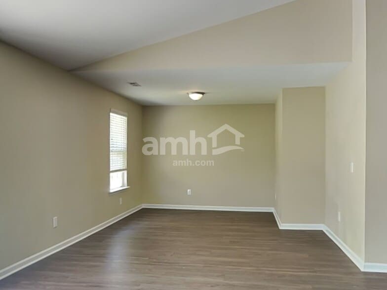Building Photo - 3 Kavanagh Ct
