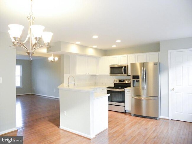Building Photo - 14311 Newbern Loop
