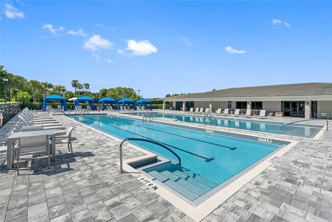 Building Photo - 7305 Ivory Spring Brilliance