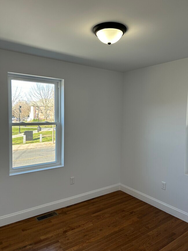 Third bedroom - 472 Friendship St