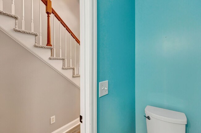 Building Photo - Beautiful Home in The Hamlets