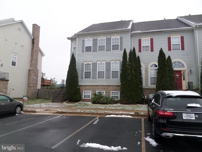 Building Photo - 845 Ferndale Terrace NE