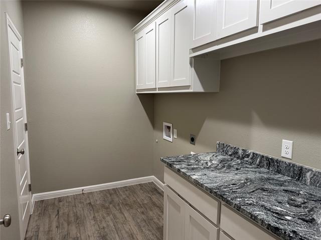 Building Photo - 612 Sovereign Dr