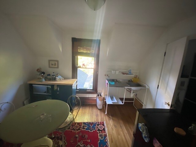 Building Photo - 1603 W Clarke Ave