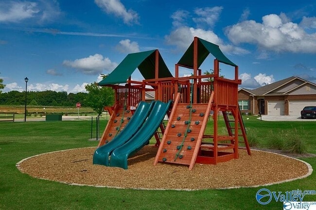 Building Photo - 14604 London Ln