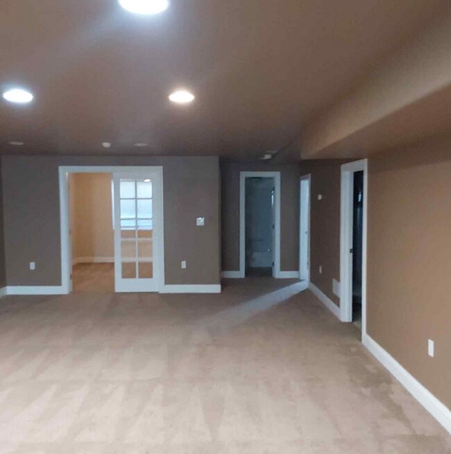 Building Photo - 3026 45th Ave