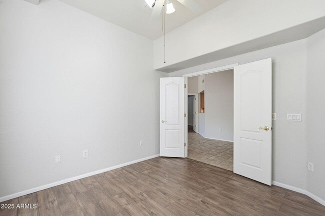 Building Photo - 1747 E Northern Ave