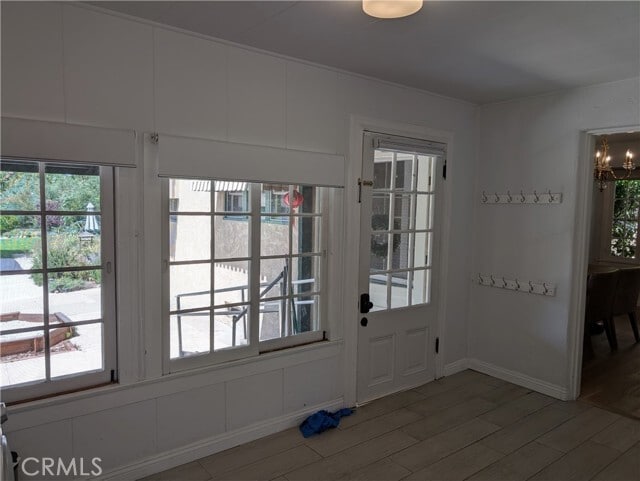 Building Photo - 417 N Story Pl